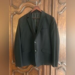 Sophisticated Men's Black Blazer